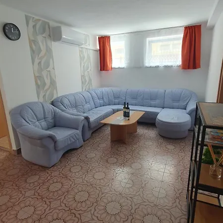 Apartment Berbe Balatonlelle